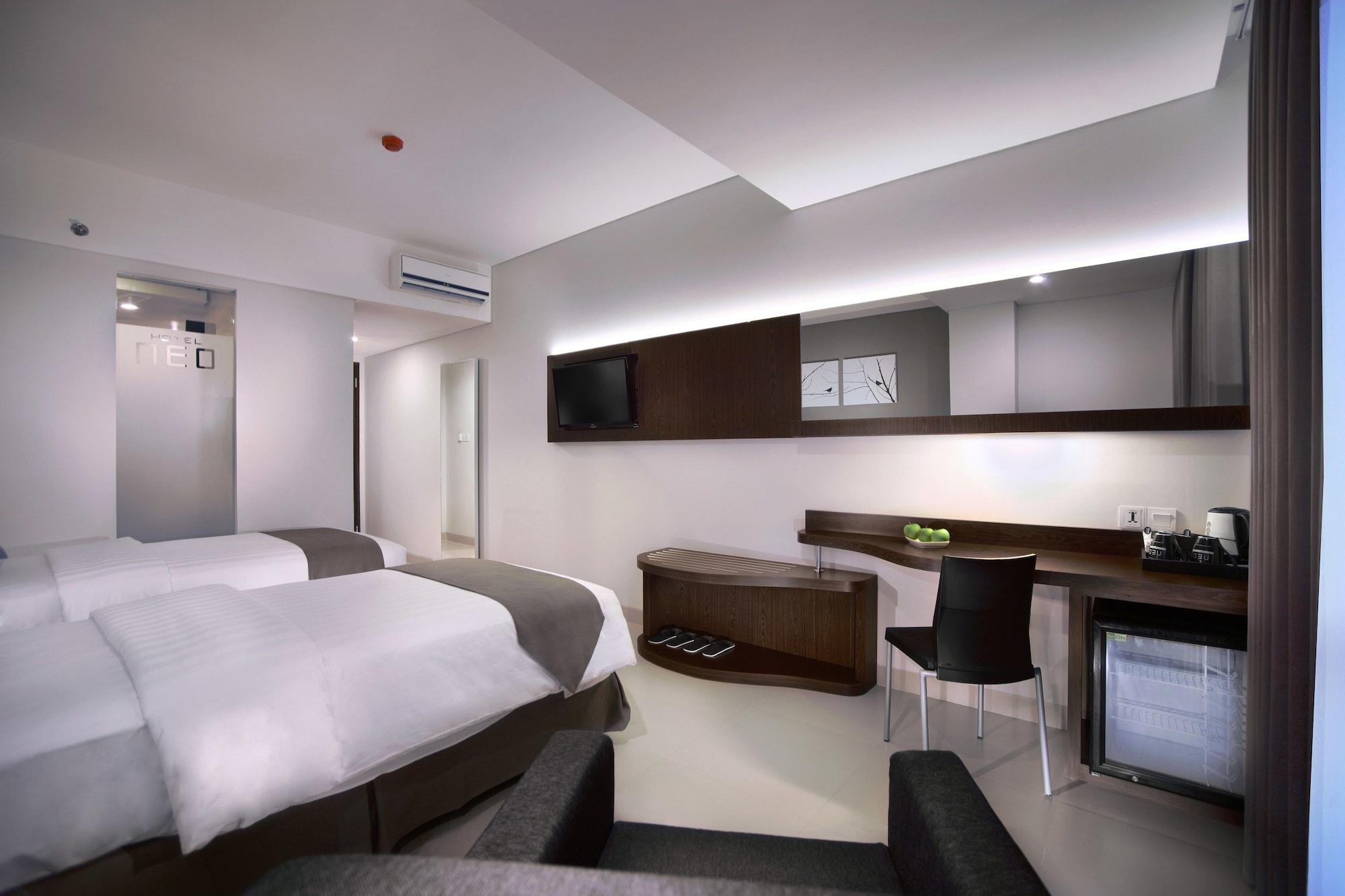 Neo Denpasar By Aston Hotel Buitenkant foto