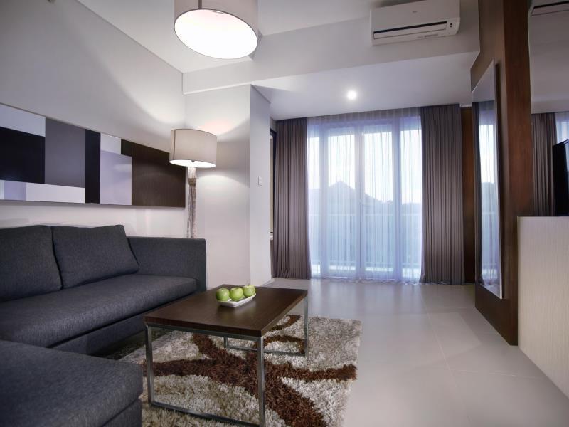 Neo Denpasar By Aston Hotel Buitenkant foto