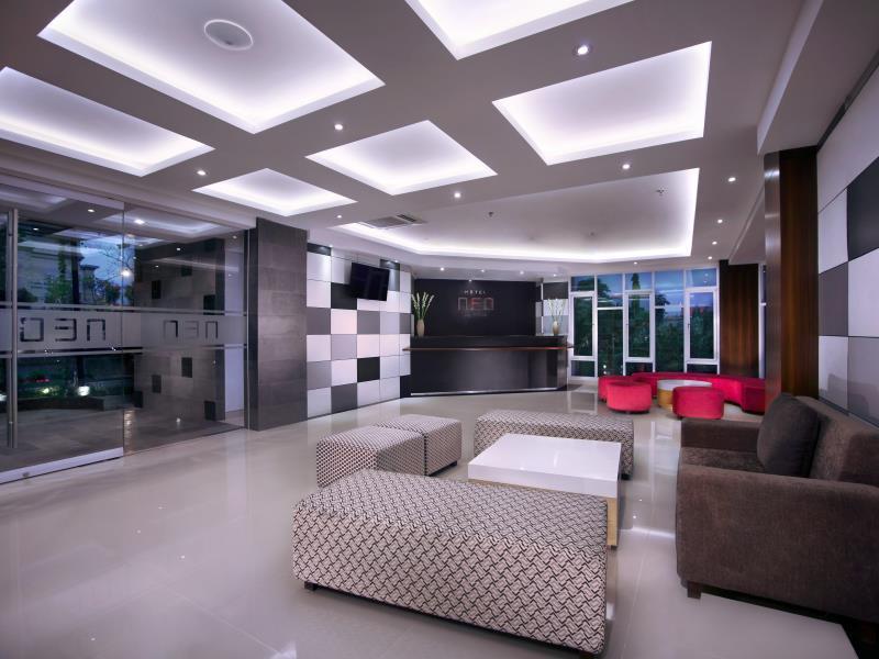 Neo Denpasar By Aston Hotel Buitenkant foto