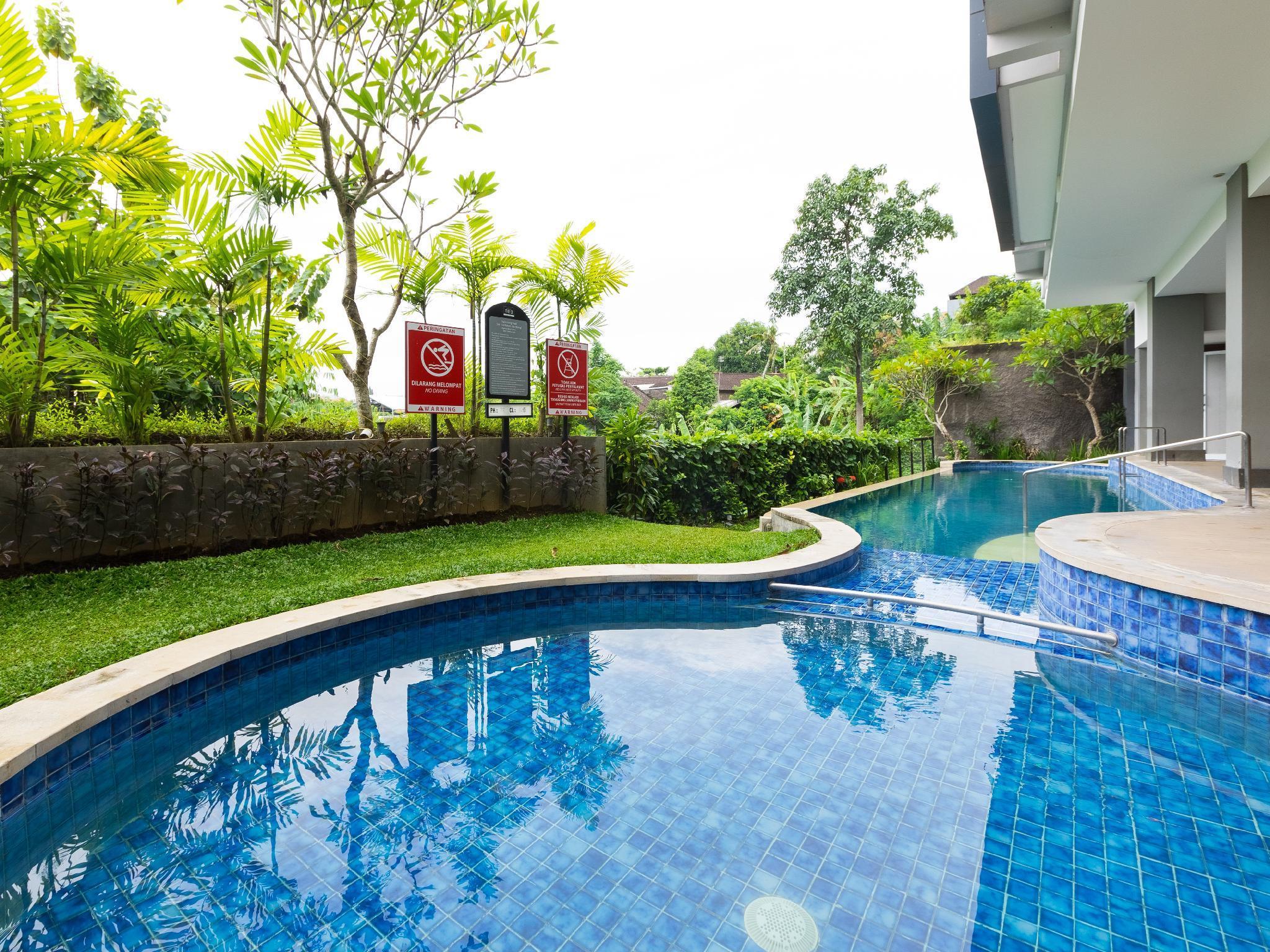 Neo Denpasar By Aston Hotel Buitenkant foto