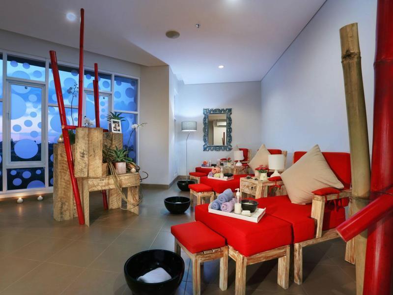 Neo Denpasar By Aston Hotel Buitenkant foto