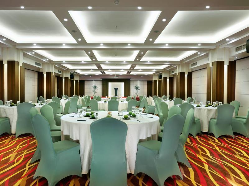 Neo Denpasar By Aston Hotel Buitenkant foto