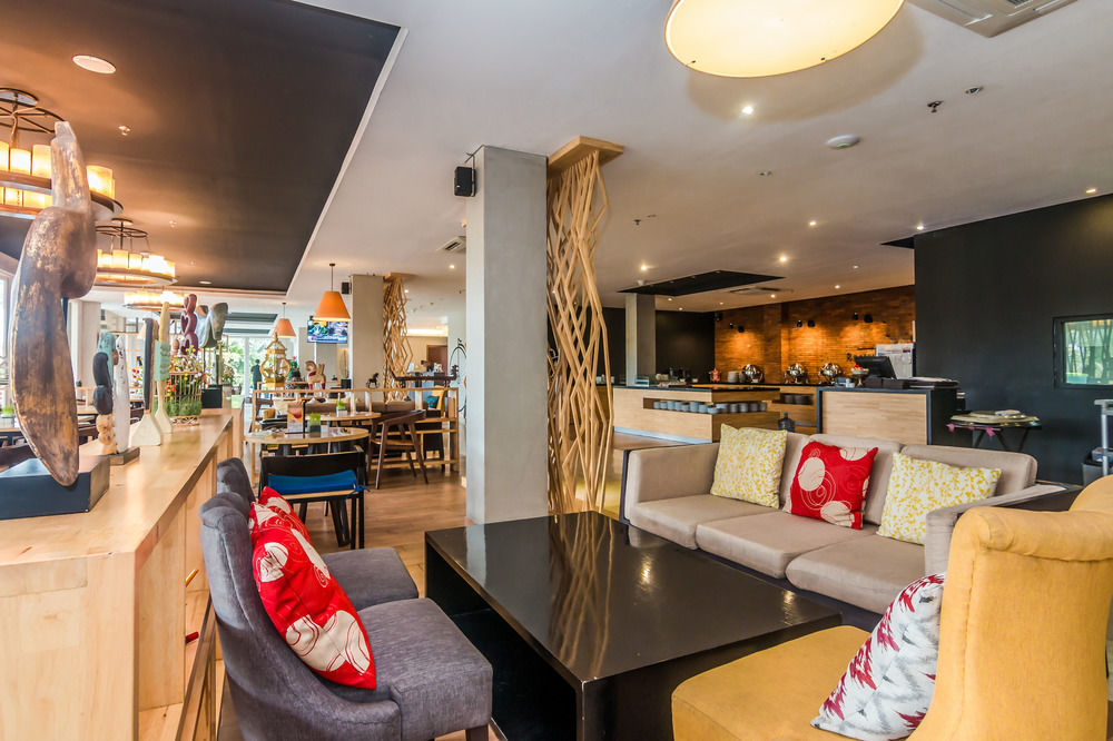 Neo Denpasar By Aston Hotel Buitenkant foto